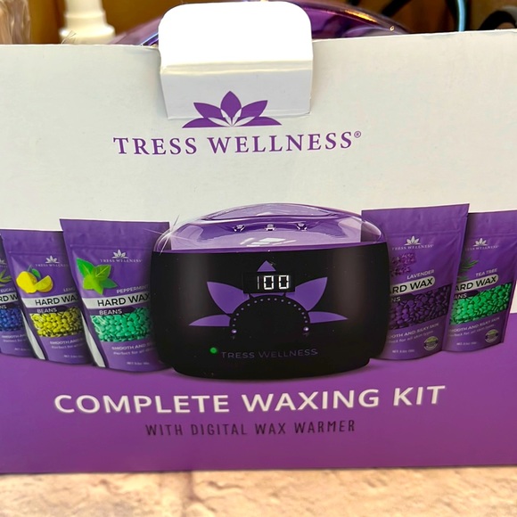 tress wellness Skincare Complete Waxing Kit Warmer Complete Set